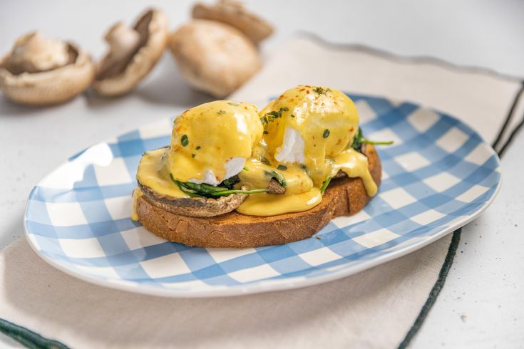 Spinach &amp; Mushroom Benedict