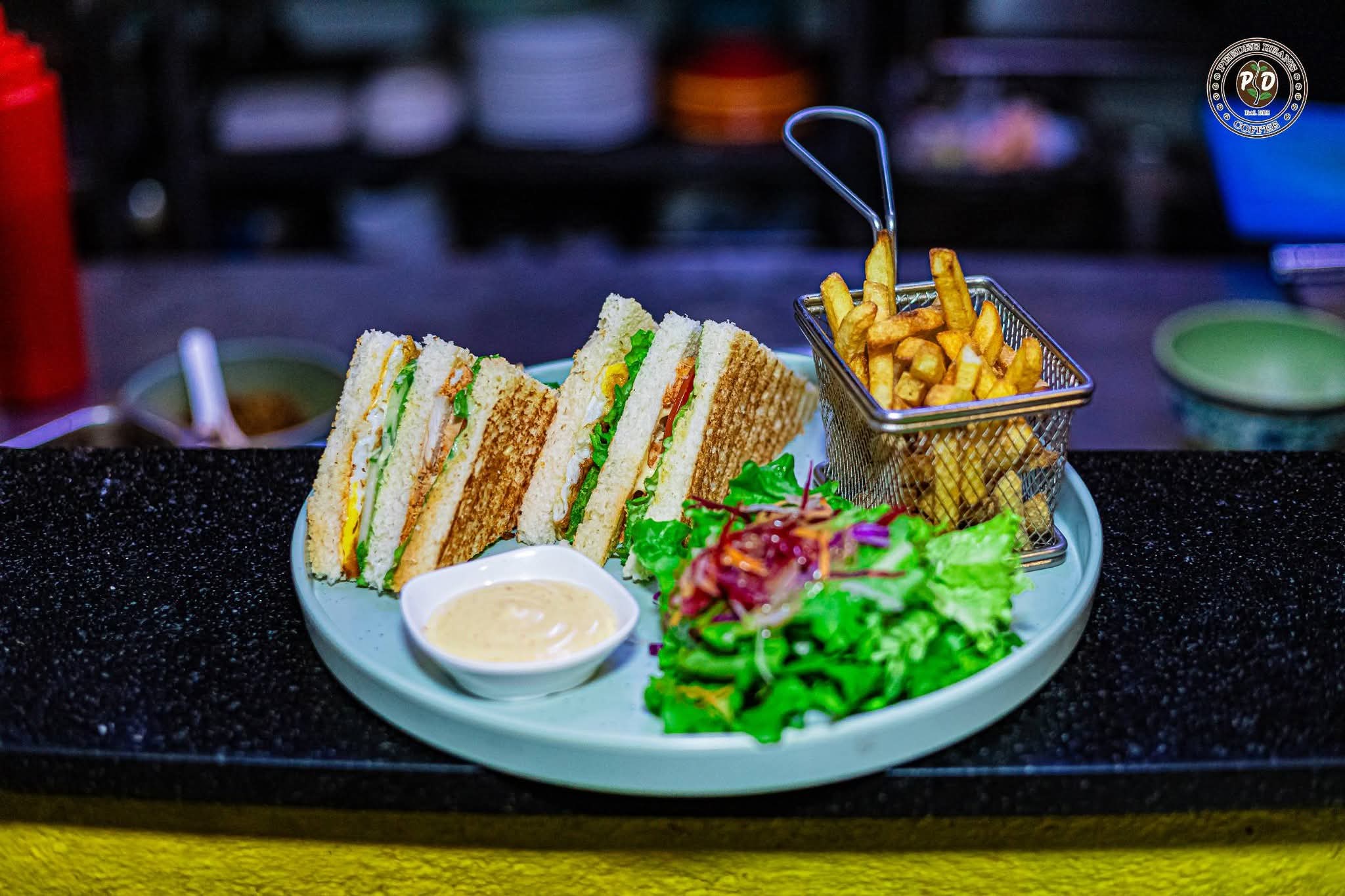 Grilled Chicken Club